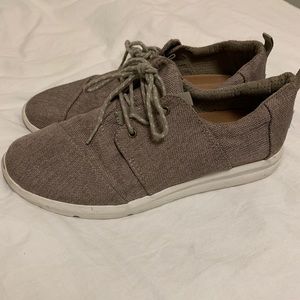 Toms Canvas Tennis Shoes